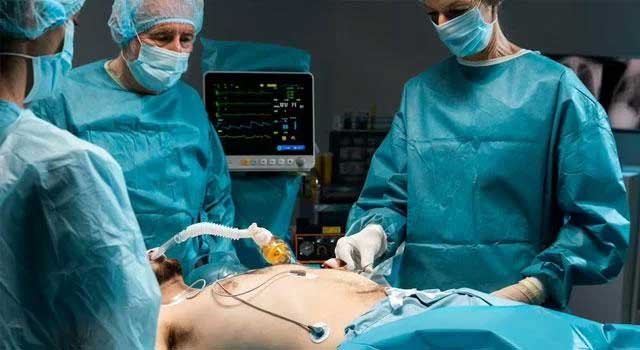 Best Upper GI Surgeon in Delhi