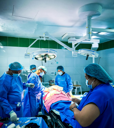 Best Gastric Bypass Surgeon in Delhi