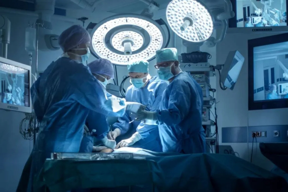 Advanced Thymoma Surgery in Delhi
